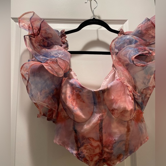 **SOLD**Size 2XL puff sleeve angel corset zip up back - Picture 5 of 8